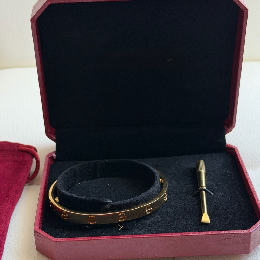 New/Unworn Gold Plated Love Bracelet Size 16